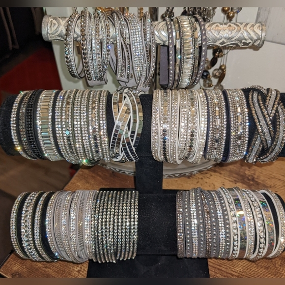 A4 New Bright White & Silver Crystal Rhinestone Wrap Bracelet Adjustable NEW - Picture 15 of 15